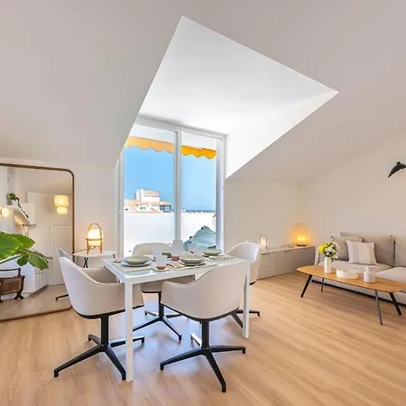 Appartement Stunning Penthouse With Terrace, Sea View And Parking