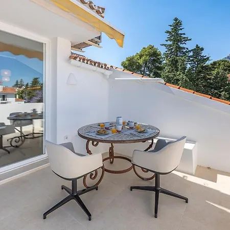 Stunning Penthouse With Terrace, Sea View And Parking Appartement