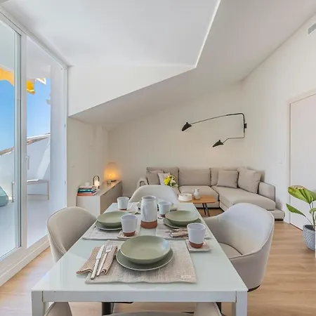 Stunning Penthouse With Terrace, Sea View And Parking Apartment Marbella