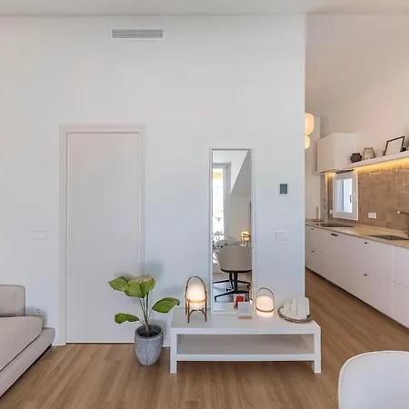 Stunning Penthouse With Terrace, Sea View And Parking